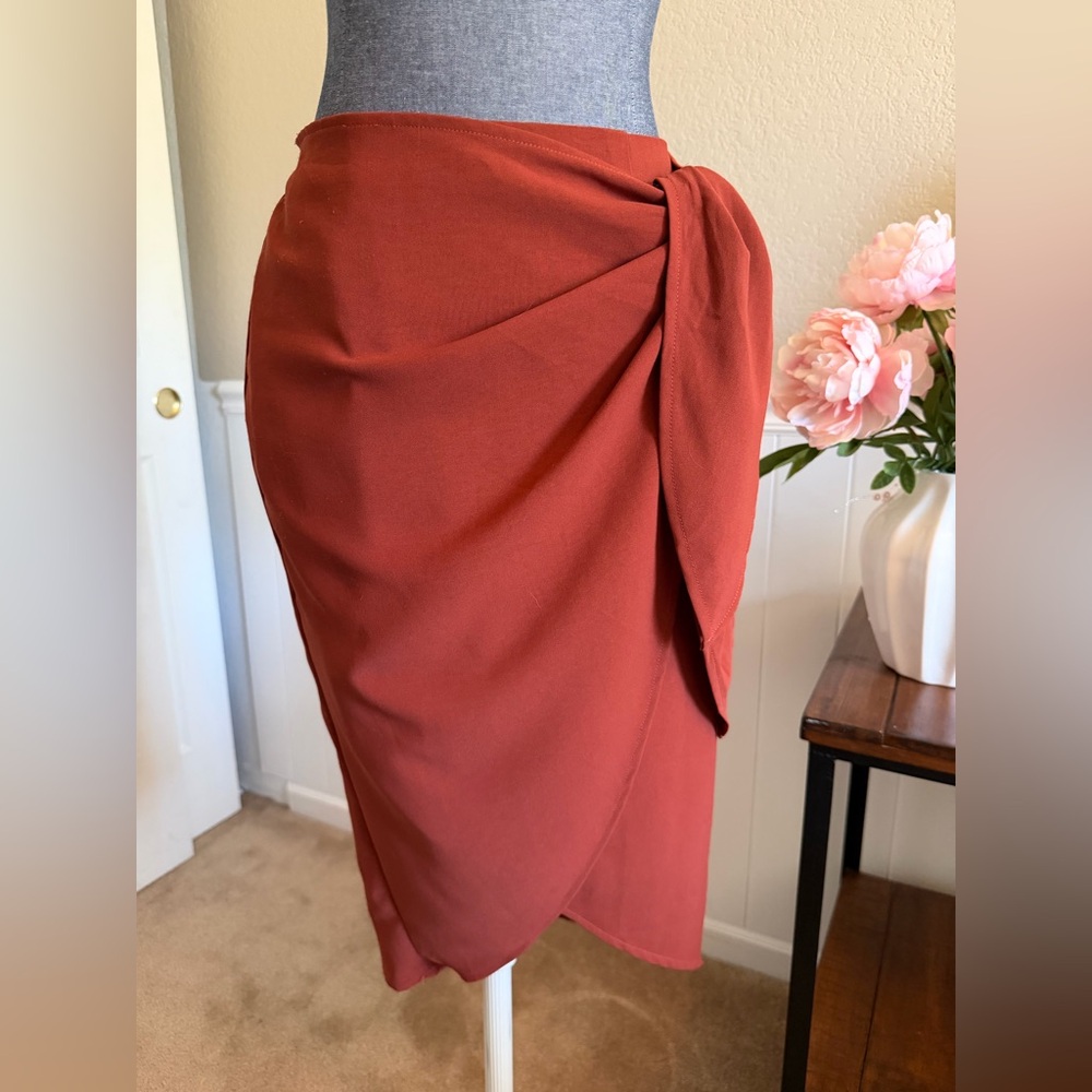 Everly by Aritzia Brand - Faux Wrap Midi Skirt Size: Small - Orange, Brown color